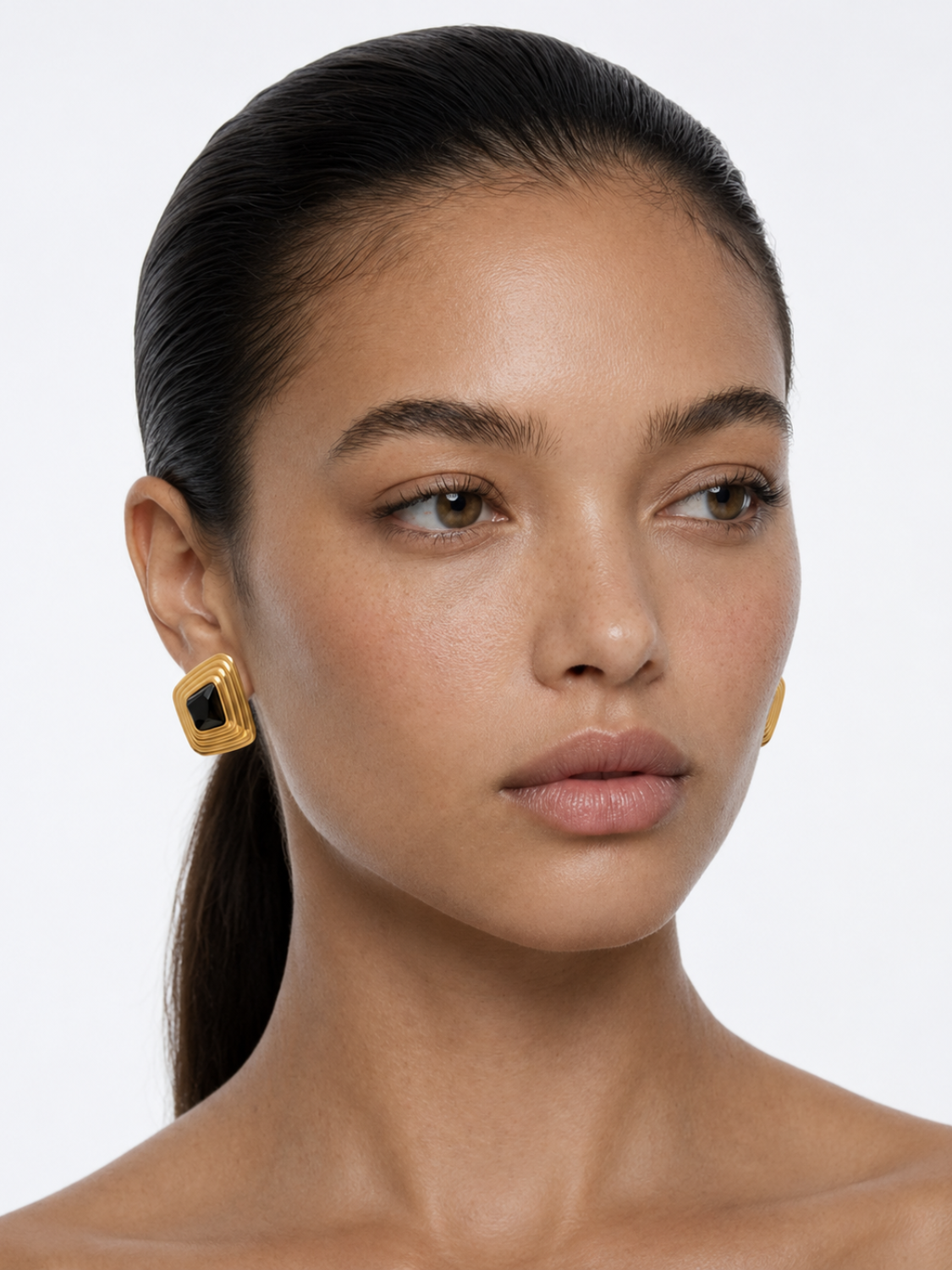 Selene-VINTAGE Square Stud Earrings – Black Zirconia